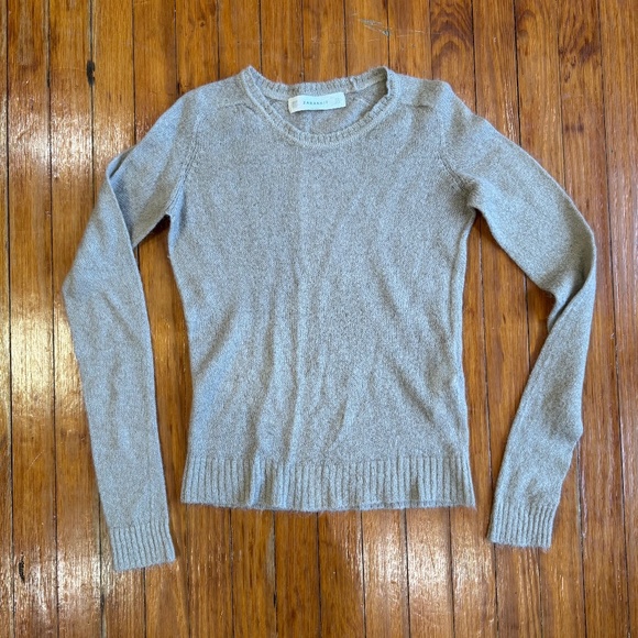 Zaraknit, Lightweight, Tan Sweater - Picture 1 of 5